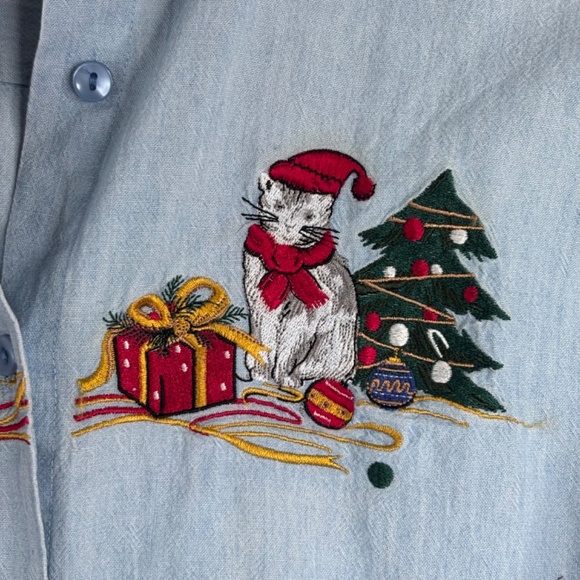 VTG 90s Embroidered Denim Christmas Cat Shirt 12 Holiday Festive Button Down - Picture 3 of 12